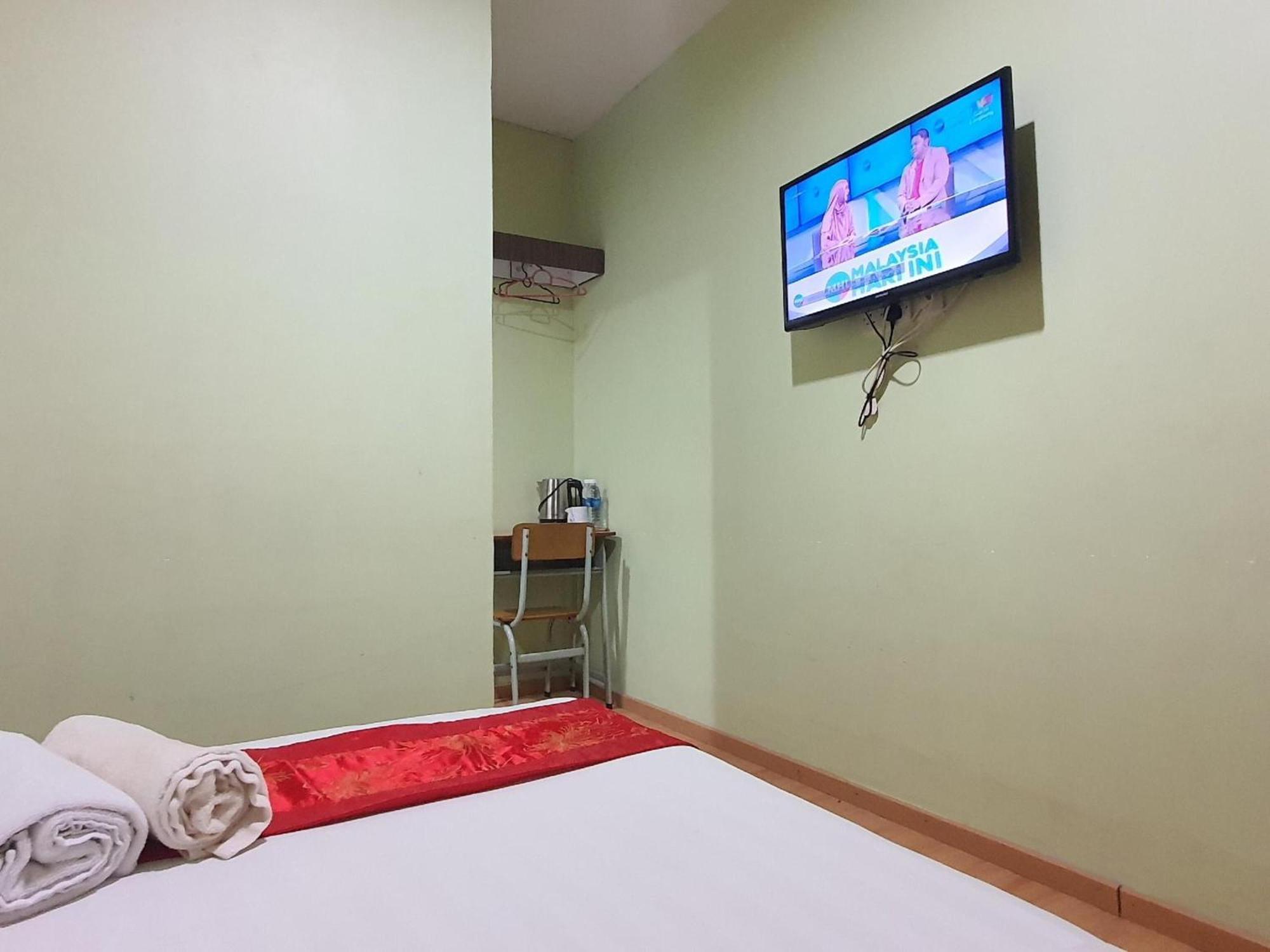 Oyo 90964 Melody 88 Inn Miri Zewnętrze zdjęcie